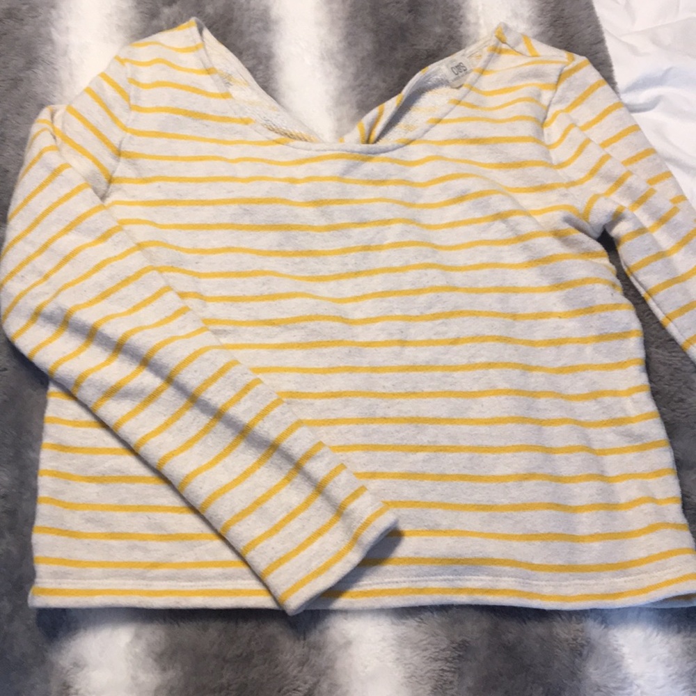 sweater shirt
